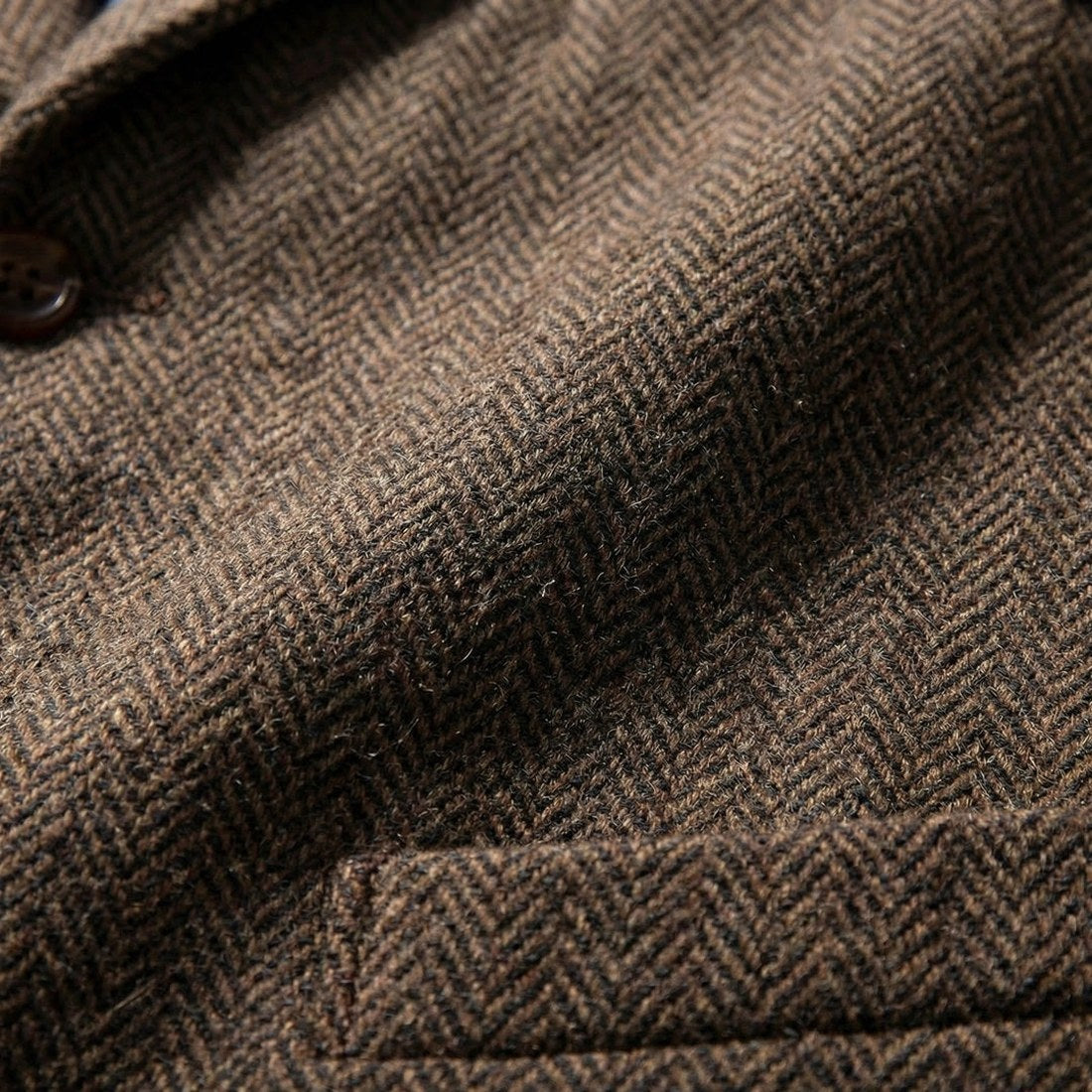 Lancaster waistcoat in Oxford Brown, fabric and chain detail